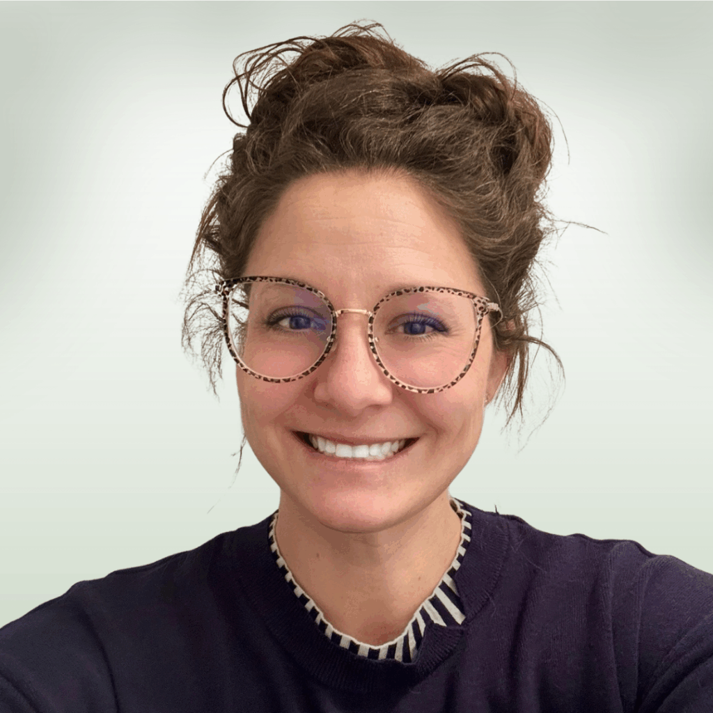 BECCA BOLWERK Headshot