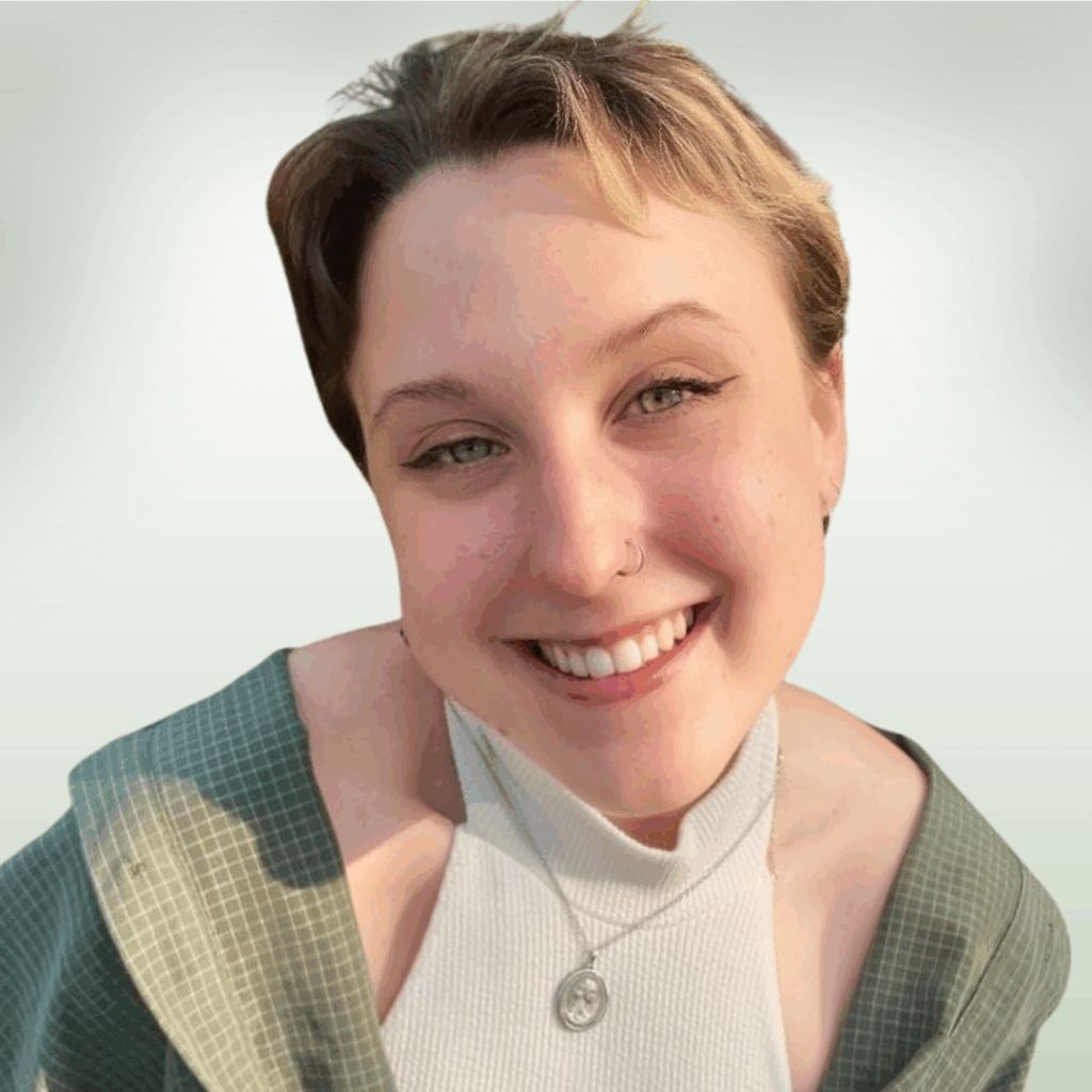 CORI LANG Headshot
