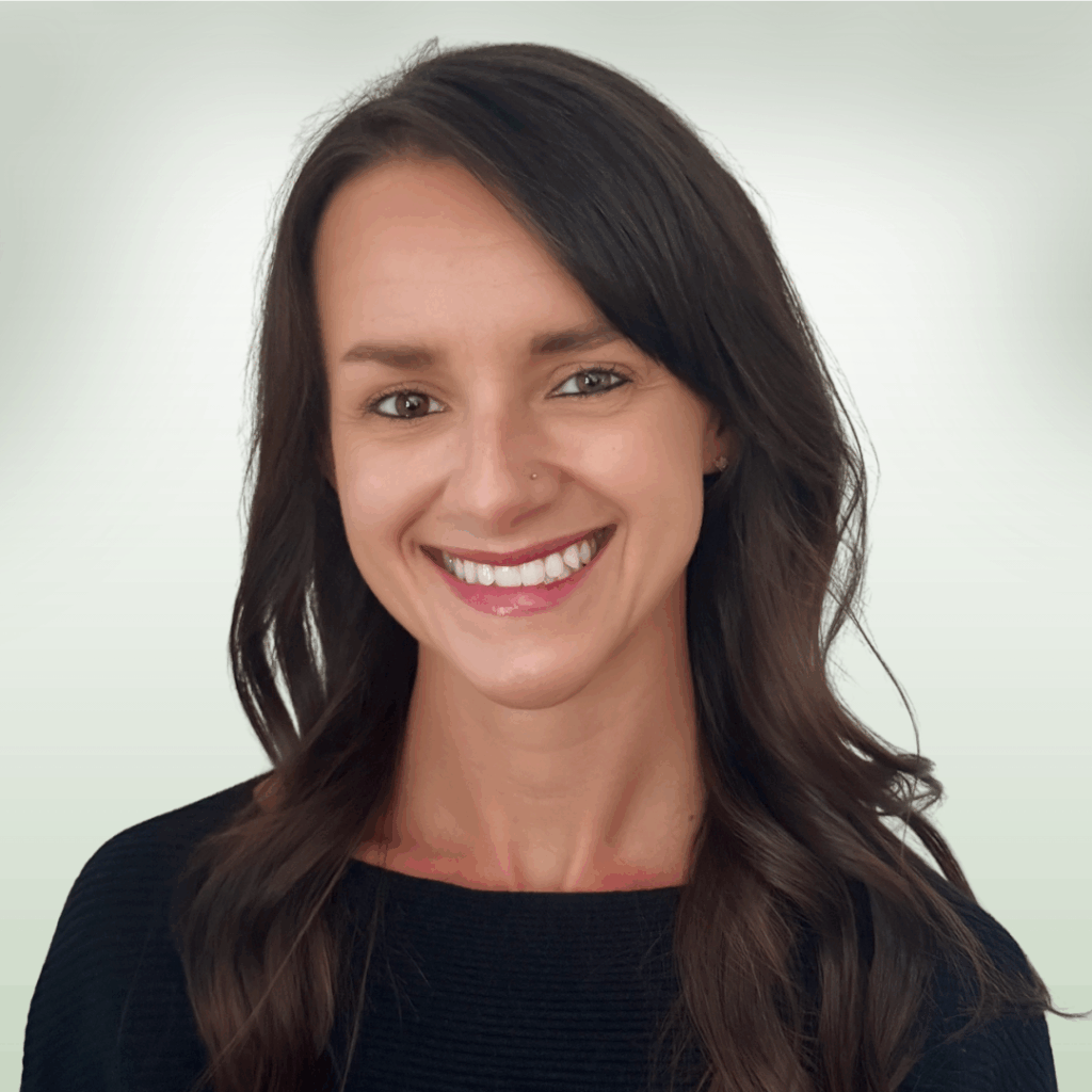 HEATHER RICHARDSON Headshot