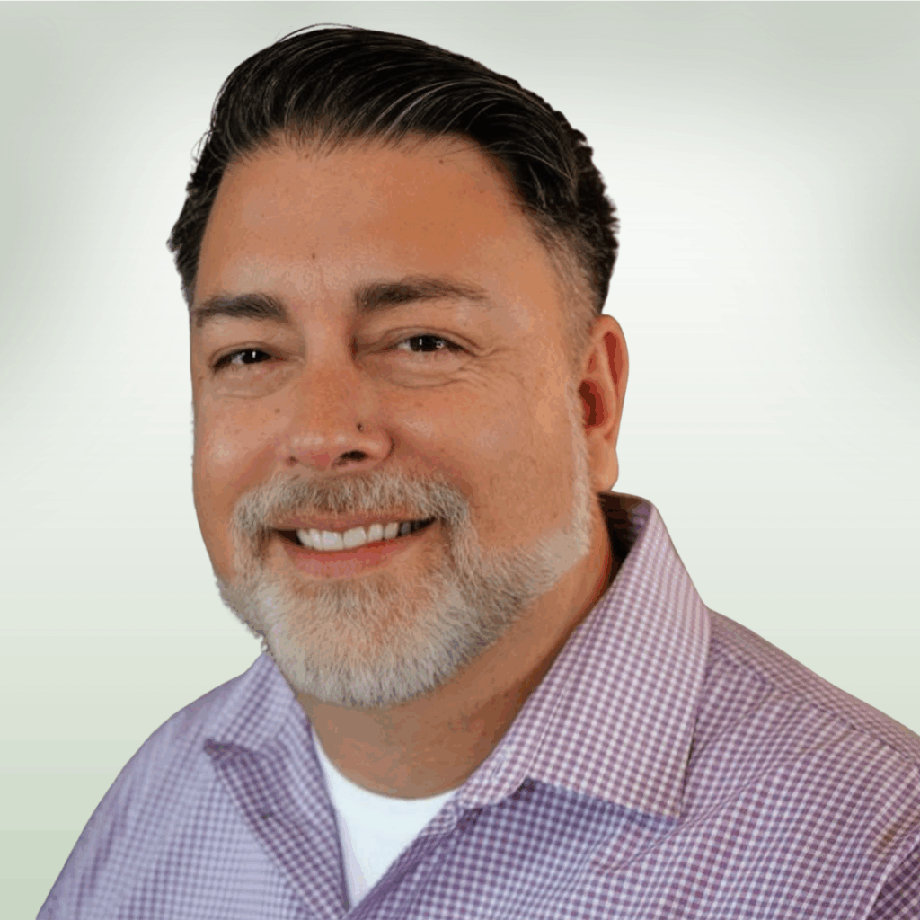 JOHNNY HOLT Headshot