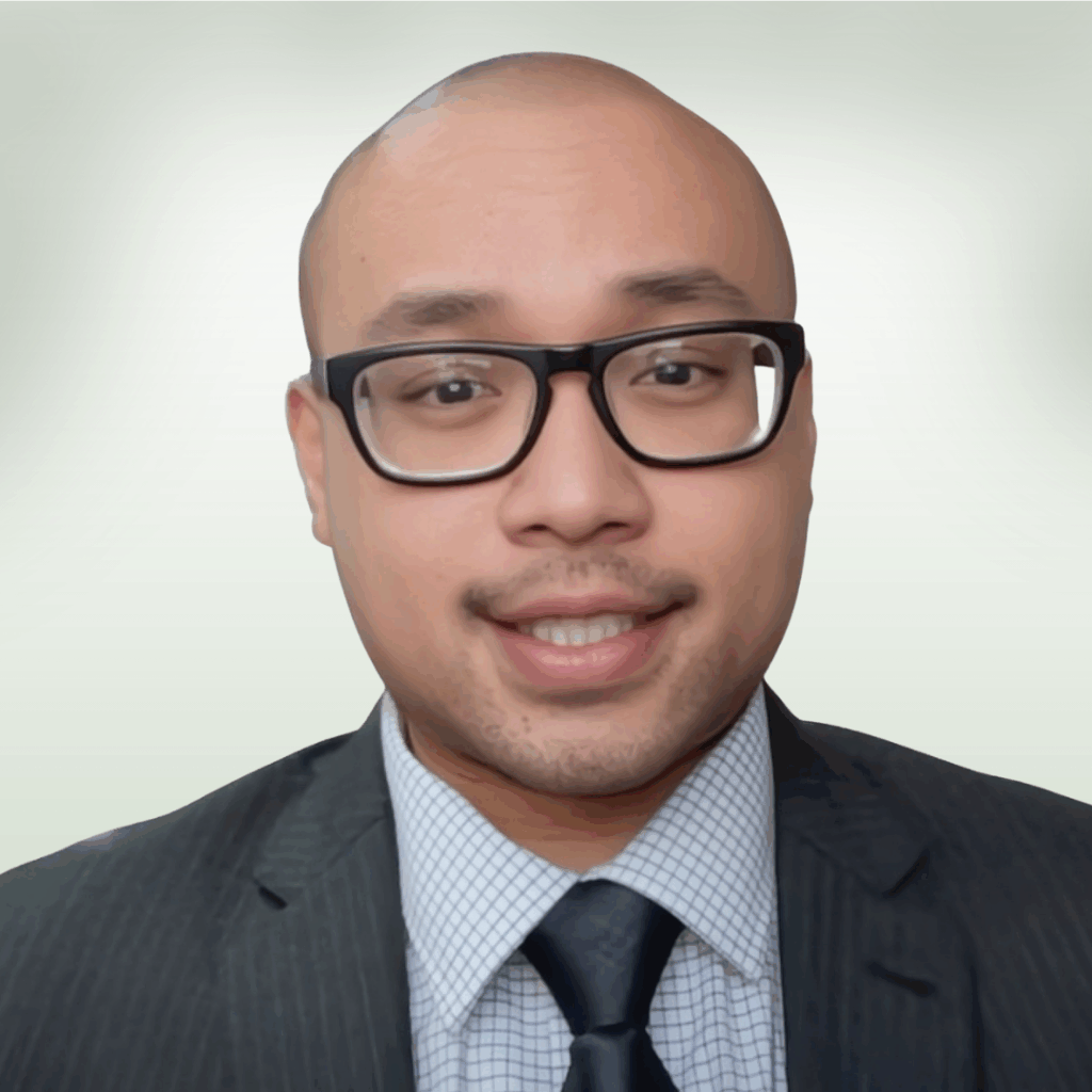 MICHAEL LAM Headshot