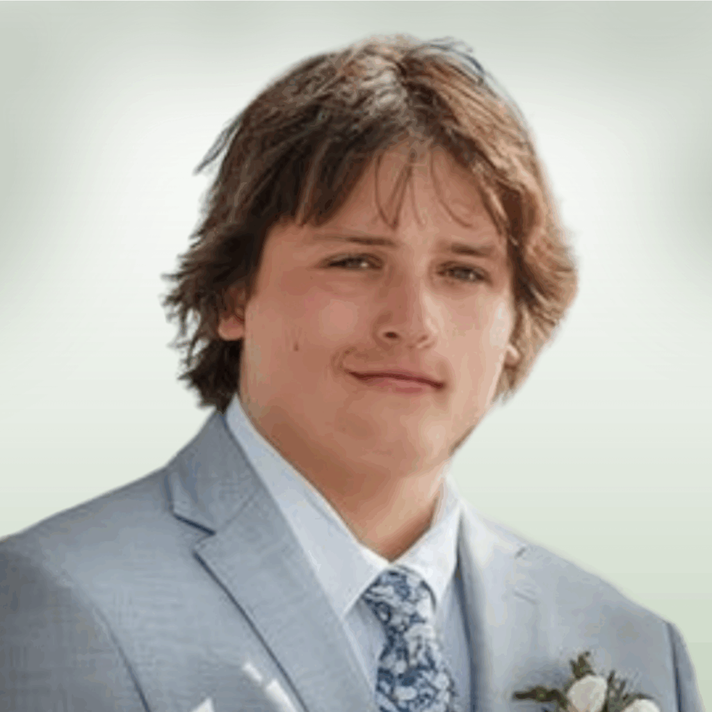 OWEN BELLENDIR Headshot