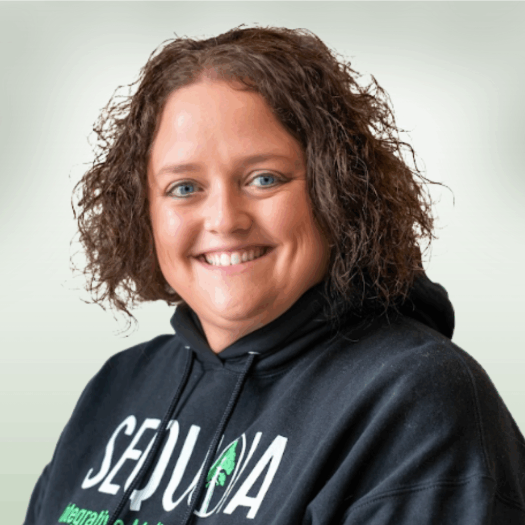 STEPHANY GRENZER Headshot